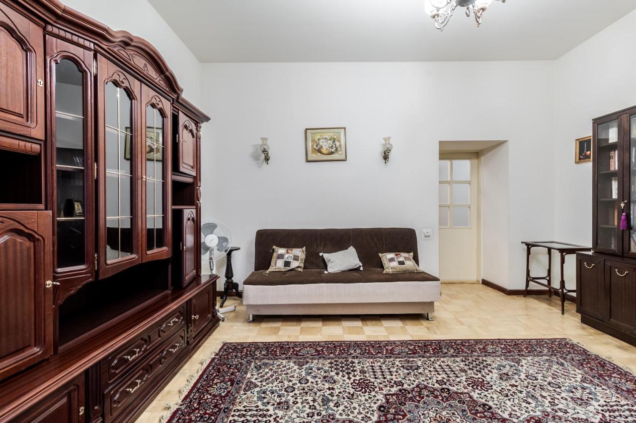 Doroshenka Antique Apartment Lviv Exterior foto
